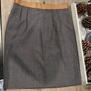 The loft brown and tan skirt size 2